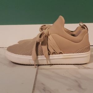 Steve madden tennis shoes